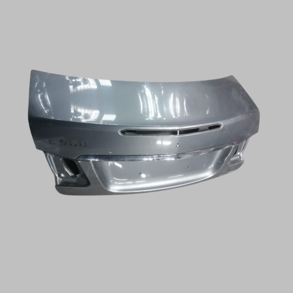 Boot Lid for Johannesburg Drivers