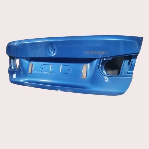 BMW 3 Series (F30, F80) Boot Lid - Elevate Your Style & Security